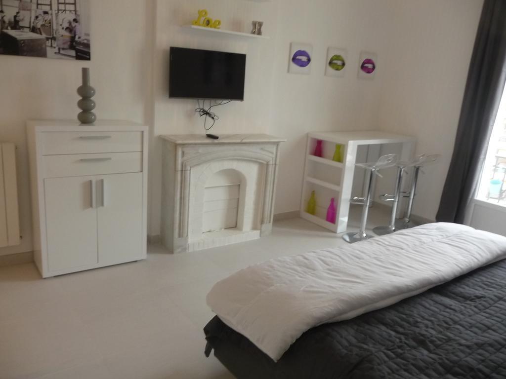Cannes, Croisette, Palais Miramar Rum bild
