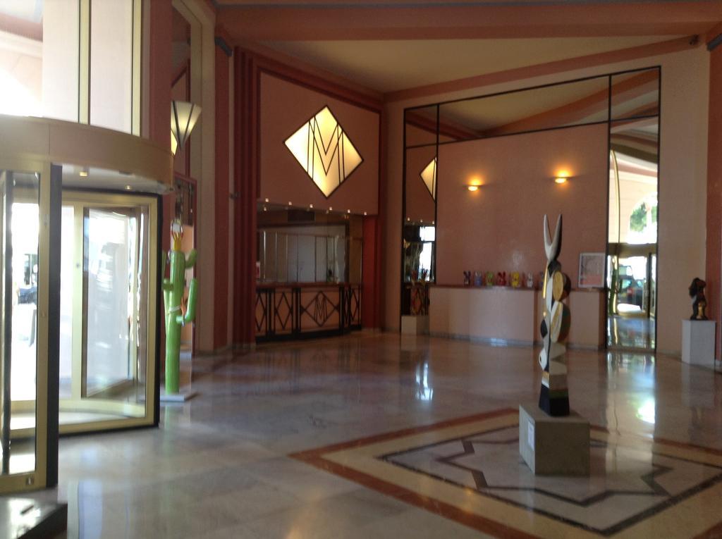 Cannes, Croisette, Palais Miramar Rum bild