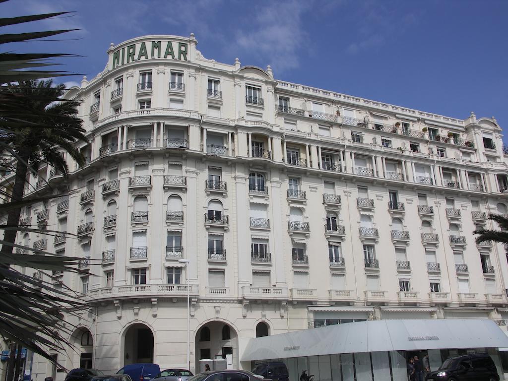 Cannes, Croisette, Palais Miramar Exteriör bild
